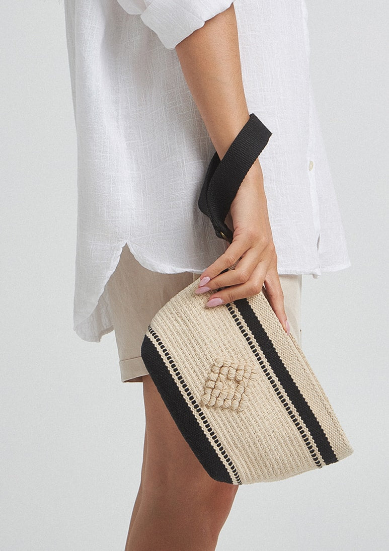 Manu Mini Clutch schwarz / Vorbestellung